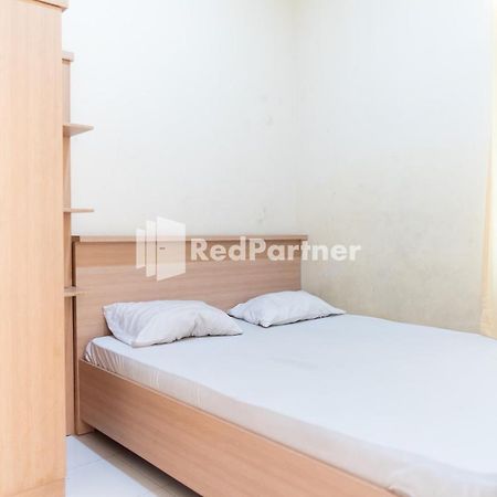 Guest House Dhome 1 Syariah Redpartner バンダールランプン エクステリア 写真